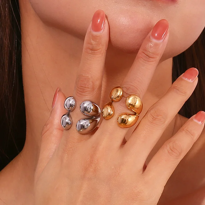 Empress Curve Ring