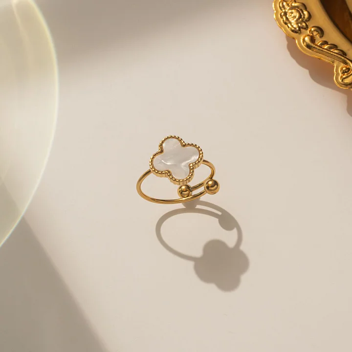 Maison Clover Ring – Color Edition