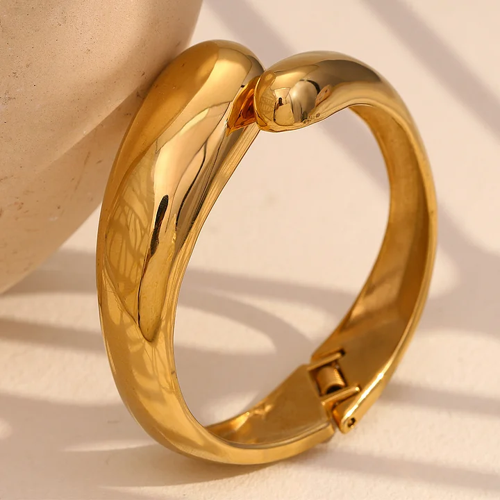 Liora Gold Cuff