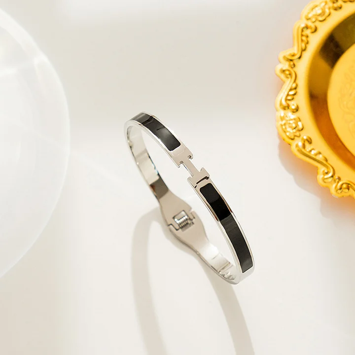 Harlow Bangle - Silver Tone
