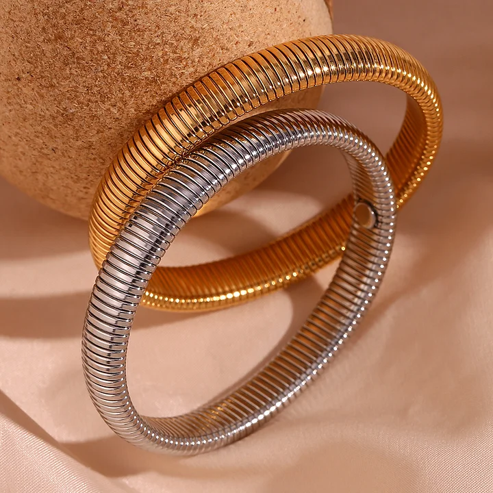 Aria Coil Bracelet