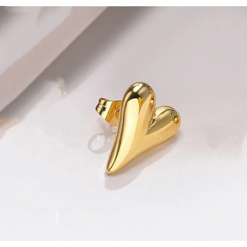 Heart Studs
