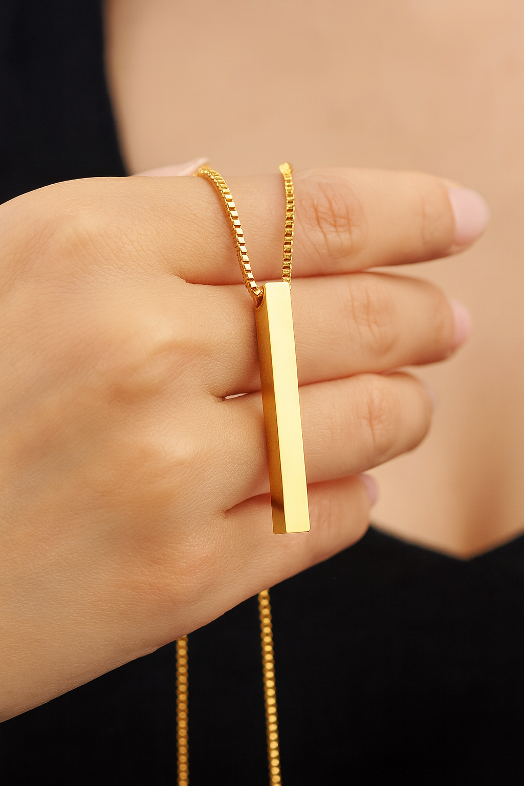 Solis Bar Necklace