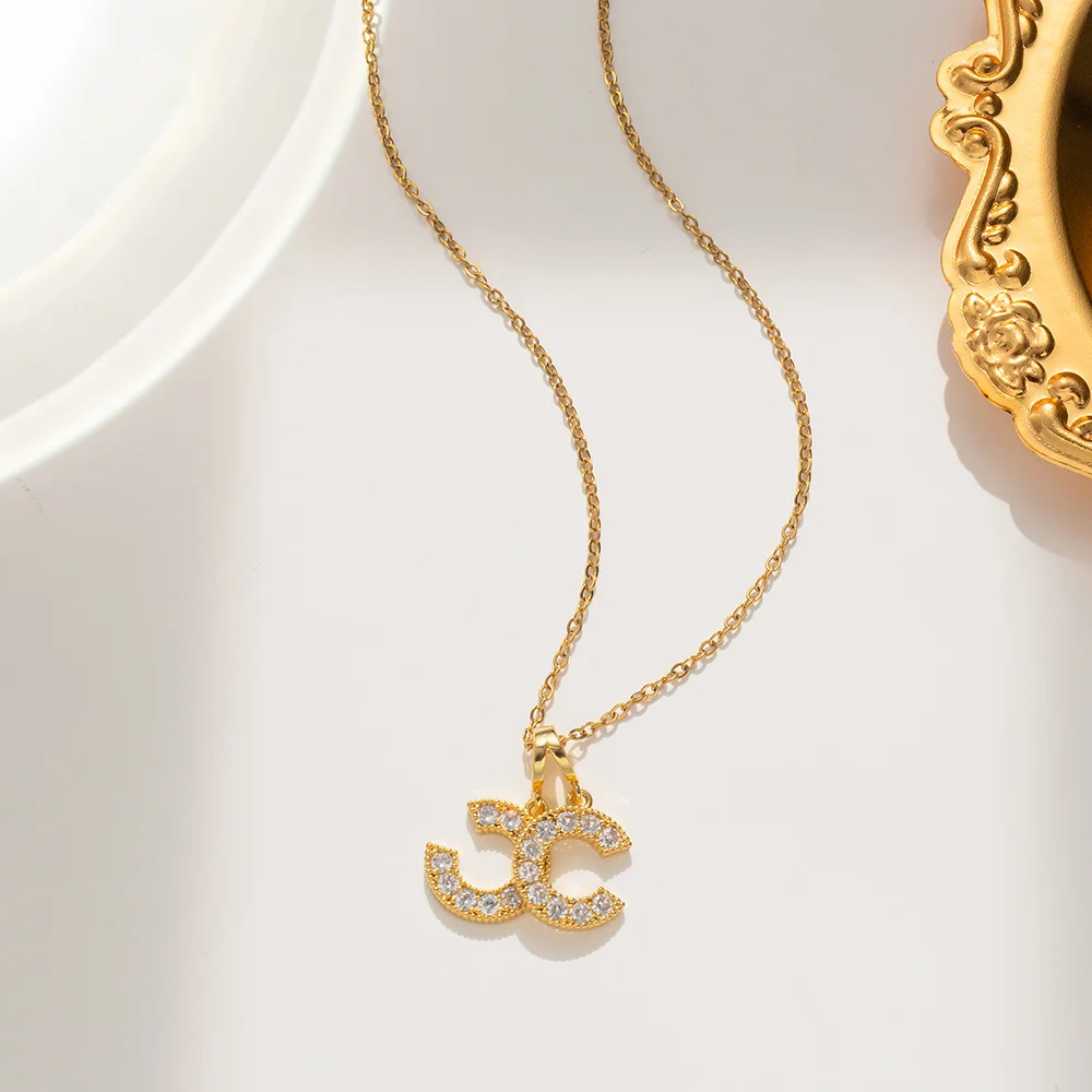 Lumière Necklace