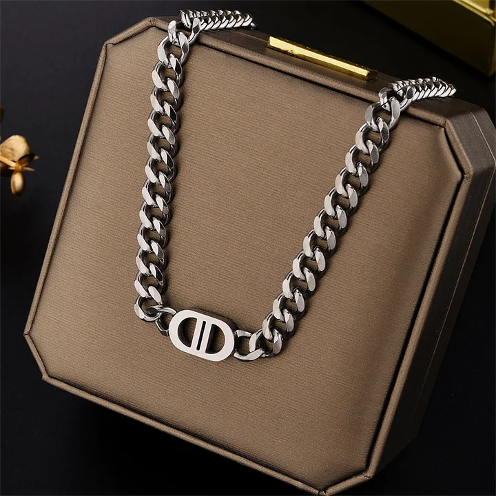 Catori Cuban Necklace